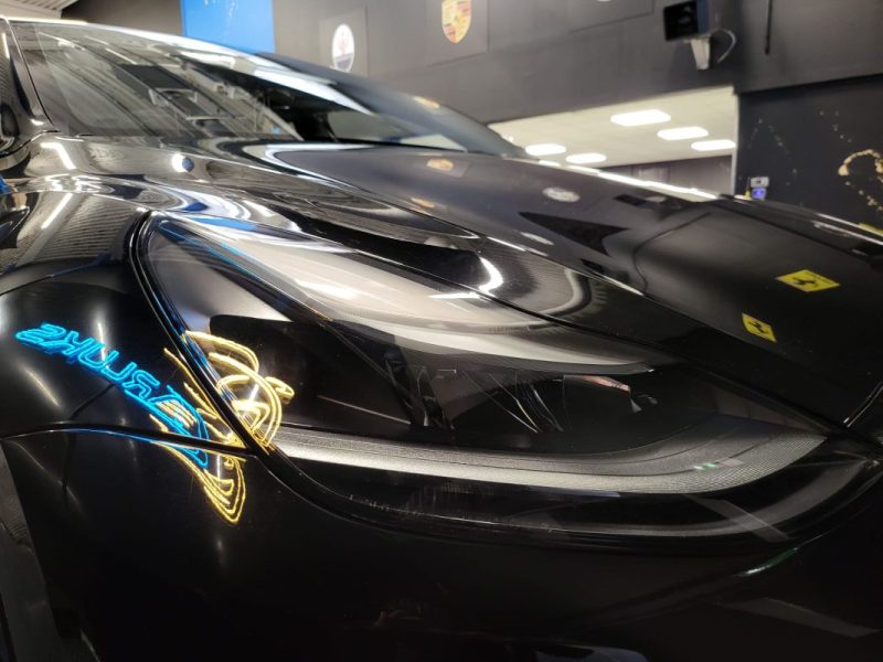 TESLA MODEL Y Standard PROPULSION / SIEGES ELECTRIQUES + SIEGES AV & AR CHAUFFANTS /