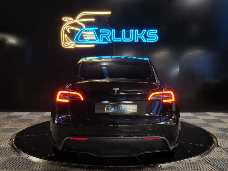 TESLA MODEL Y Standard PROPULSION / SIEGES ELECTRIQUES + SIEGES AV & AR CHAUFFANTS /