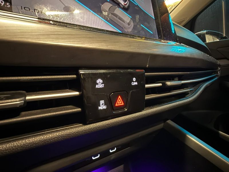 VOLKSWAGEN GOLF VIII 1.5 ETSI 150 ch STYLE 1ST DSG7 / TOIT OUVRANT + SIEGES ELECTRIQUES A MEMOIRE / 