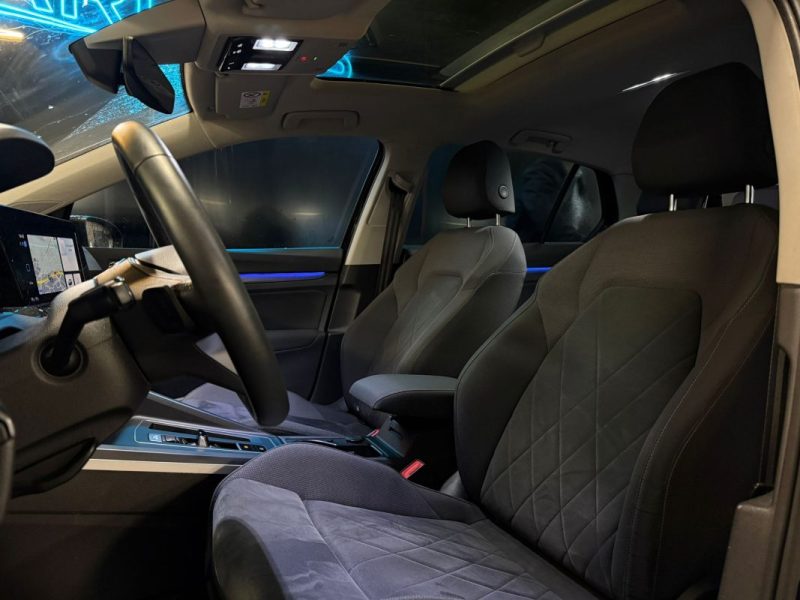 VOLKSWAGEN GOLF VIII 1.5 ETSI 150 ch STYLE 1ST DSG7 / TOIT OUVRANT + SIEGES ELECTRIQUES A MEMOIRE / 