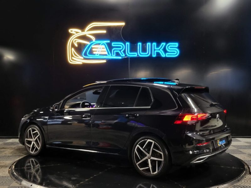 VOLKSWAGEN GOLF VIII 1.5 ETSI 150 ch STYLE 1ST DSG7 / TOIT OUVRANT + SIEGES ELECTRIQUES A MEMOIRE / 