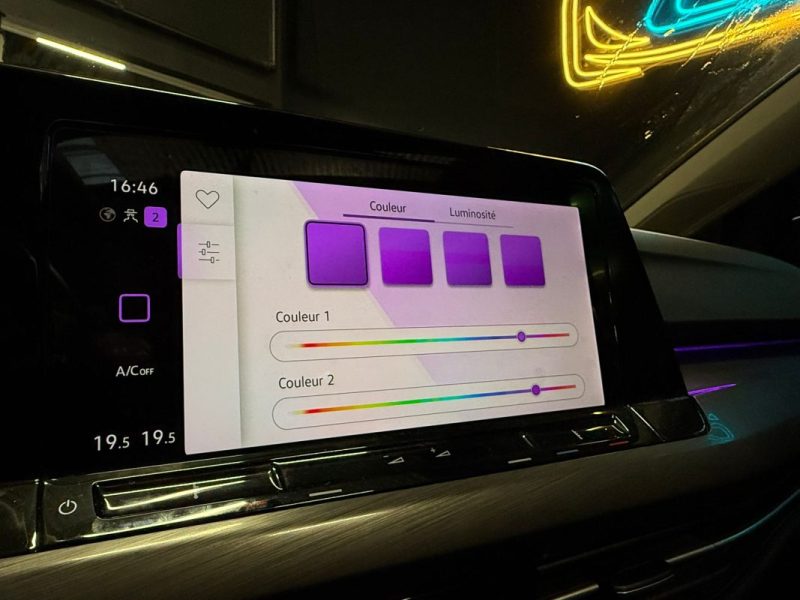 VOLKSWAGEN GOLF VIII 1.5 ETSI 150 ch STYLE 1ST DSG7 / TOIT OUVRANT + SIEGES ELECTRIQUES A MEMOIRE / 