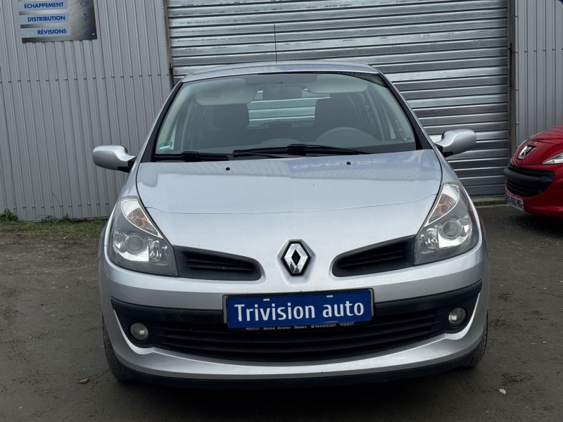 RENAULT CLIO 1.2 16V (74 KW / 101 CH)  2007