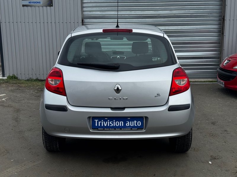 RENAULT CLIO 1.2 16V (74 KW / 101 CH)  2007