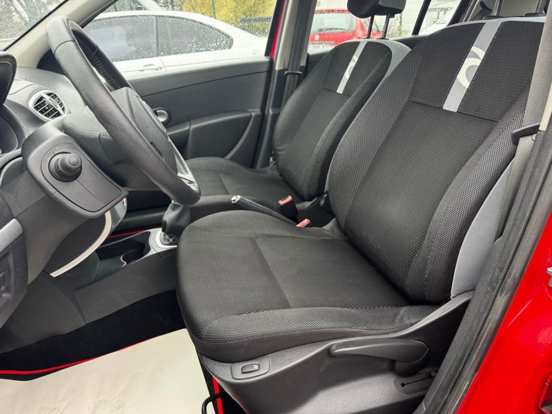 RENAULT CLIO 1.2 16V (74 KW/ 101 CH)RIP CURL 2009