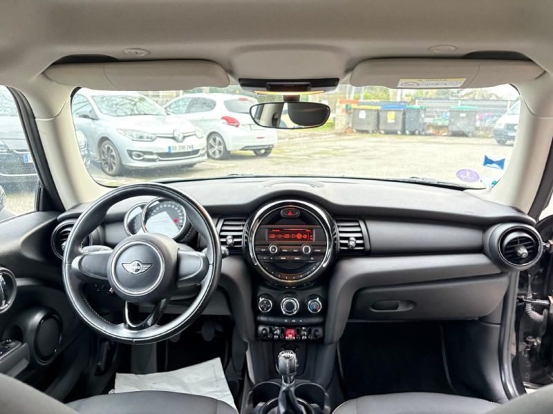 MINI MINI III ONE BUSINESS 102CH 2016