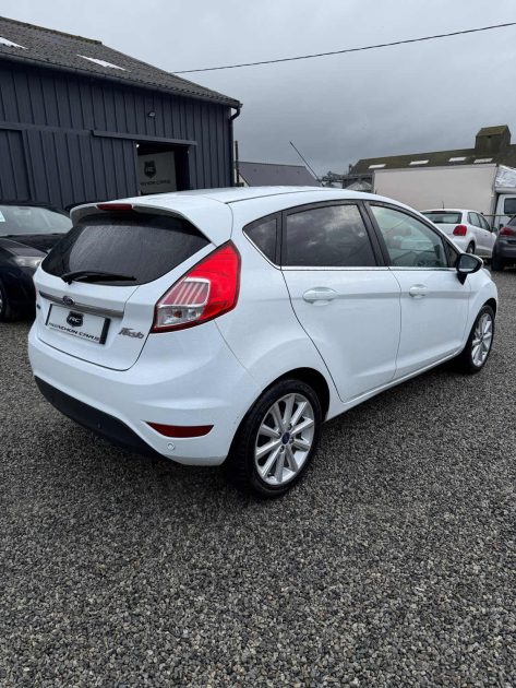 FORD FIESTA 1.0 EcoBoost 100ch Stop&Start Titanium 5p