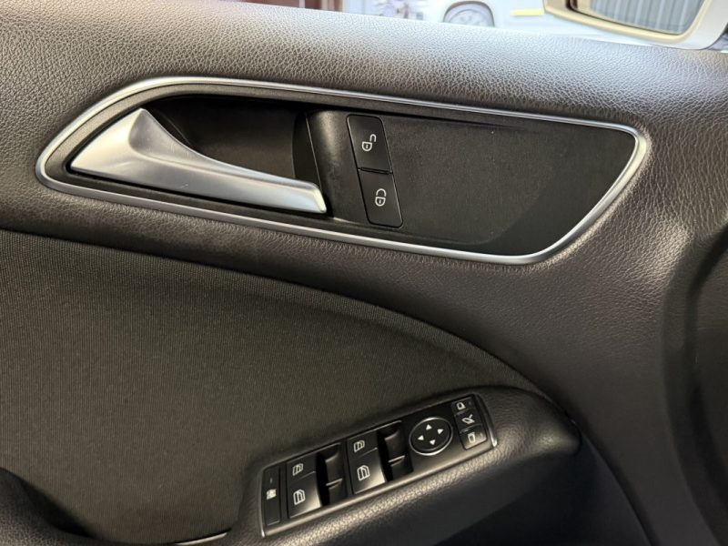 MERCEDES CLASSE B 180 CDI 1.8 109 Cv BUSINESS EXECUTIVE BOITE AUTOMATIQUE 7G-DCT- GARANTIE 1 AN