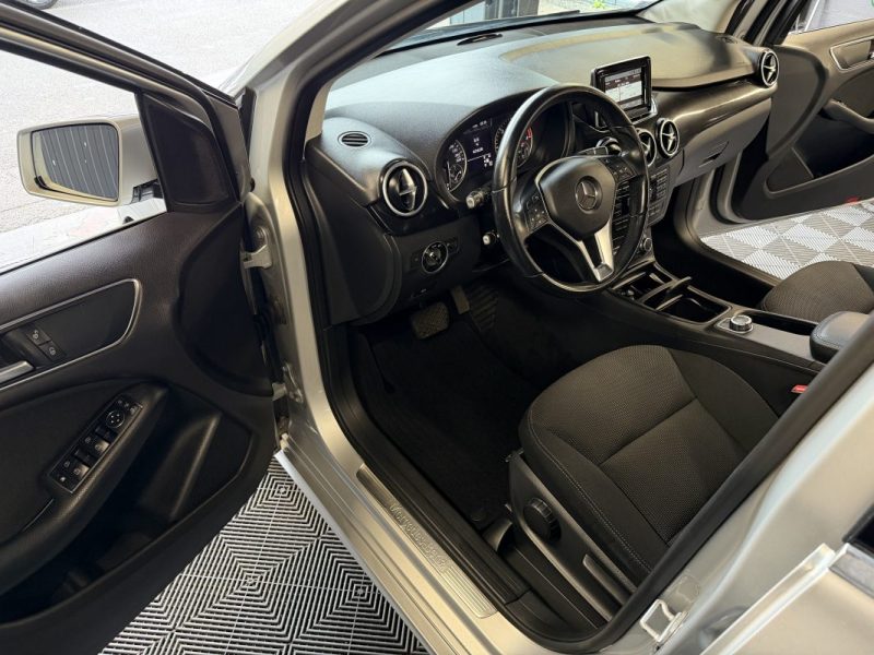 MERCEDES CLASSE B 180 CDI 1.8 109 Cv BUSINESS EXECUTIVE BOITE AUTOMATIQUE 7G-DCT- GARANTIE 1 AN