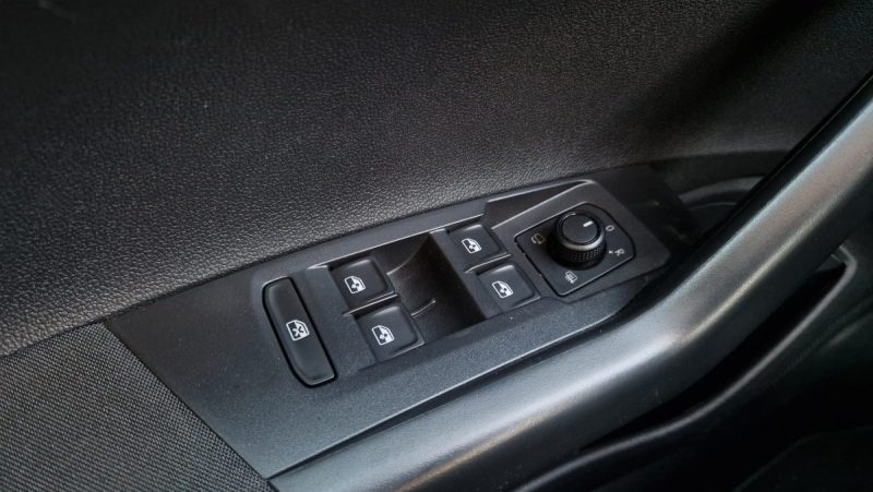 VOLKSWAGEN POLO VI 1.0 TSI 95 CH LOUNGE BUSINESS DSG7  2021
