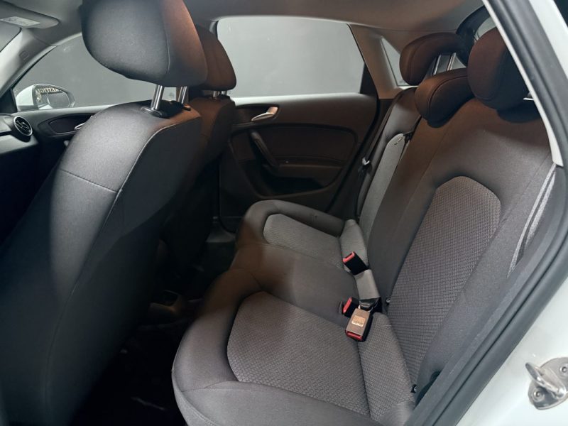 Audi A1 1.4 TDI 90 Ambiente