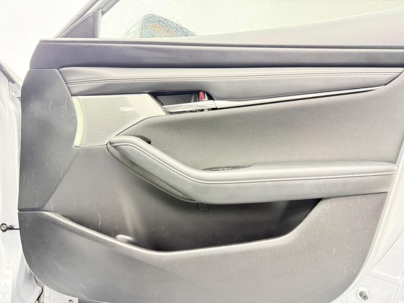 MAZDA 3 2.0I SKYACTIV-G HYBRID 122CH 