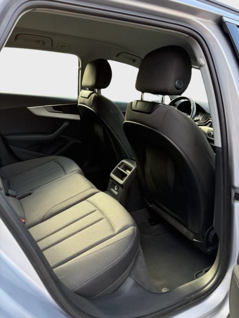 AUDI A4 2.0 TDI 150CH DESIGN S TRONIC 7 