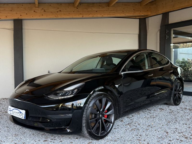 TESLA MODEL 3 LONG-RANGE DUAL MOTOR PERFORMANCE AWD 2019