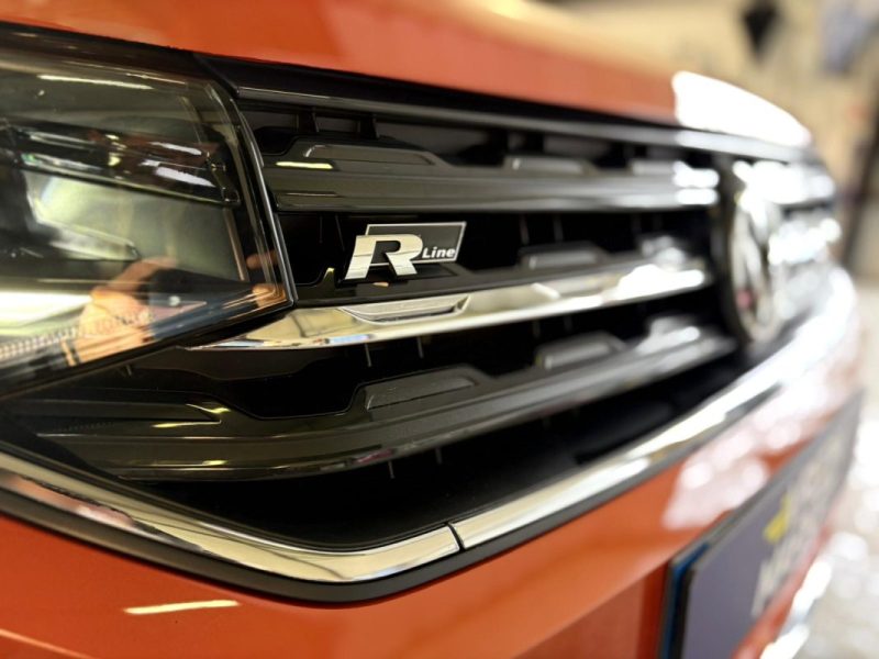 VOLKSWAGEN T-CROSS 1.0 TSI 110CH R-LINE *** RÉVISION À JOUR / RIEN À PRÉVOIR ***