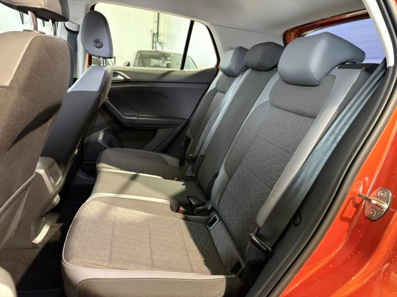 VOLKSWAGEN T-CROSS 1.0 TSI 110CH R-LINE *** RÉVISION À JOUR / RIEN À PRÉVOIR ***