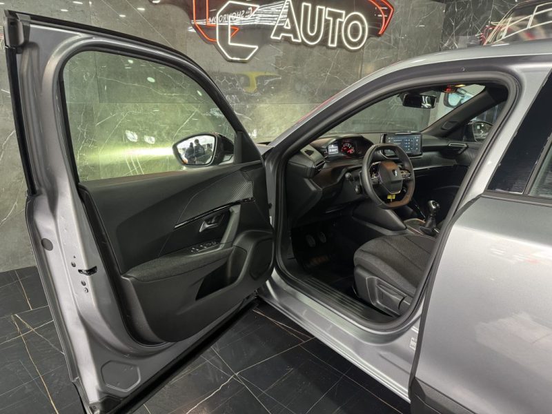 PEUGEOT 2008 II 1.2 100ch 2025 TTC