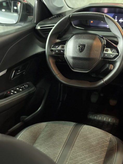 PEUGEOT 208 1.2 PURETECH 100CH S&S ALLURE 2024 TTC