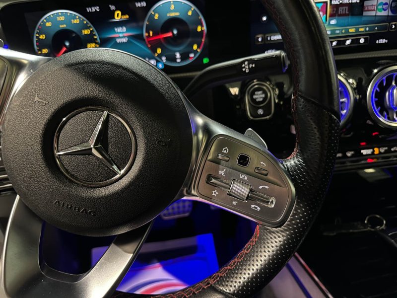 MERCEDES CLASSE A  200 D AMG LINE 8G-DCT TOIT PANORAMIQUE