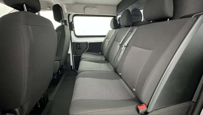 PEUGEOT EXPERT CA III M 2.0 BLUEHDI 180 CV EAT8 2025