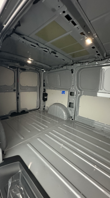 VOLKSWAGEN TRANSPORTER T7 VAN L1 2.0 TDI 150CH BUSINESS  2025