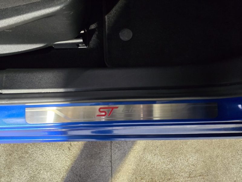 FORD FOCUS 4 ST-line 1.0 ECOBOOST 125Cv - ENTRETIEN À JOUR- MOTEUR À CHAINE