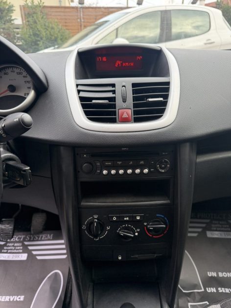 PEUGEOT 207 1.6 HDI URBAN MOVE 2008 - 62 157Kms - Distrib ok - Premier Main - Suivit PEUGEOT