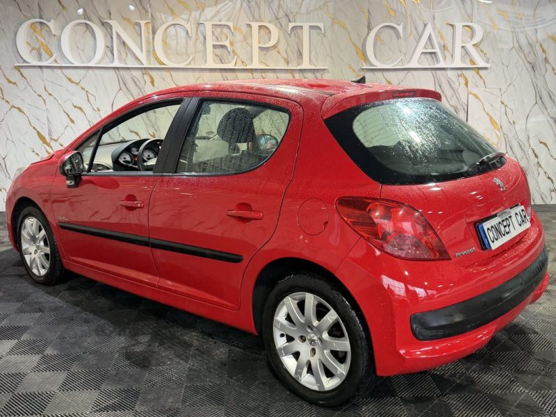 PEUGEOT 207 1.6 HDI URBAN MOVE 2008 - 62 157Kms - Distrib ok - Premier Main - Suivit PEUGEOT