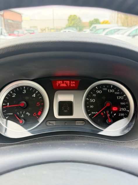 RENAULT CLIO 3 TomTom 1.5DCI 70 Chx