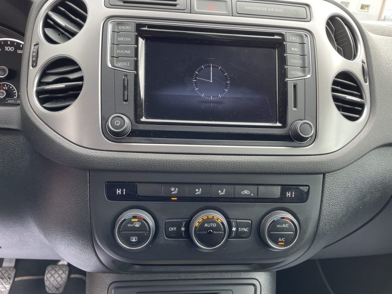 VOLKSWAGEN TIGUAN 2.0 TDI 110CH      GARANTIE 3/12 MOIS 2015