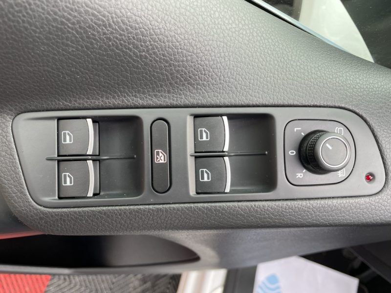 VOLKSWAGEN TIGUAN 2.0 TDI 110CH      GARANTIE 3/12 MOIS 2015