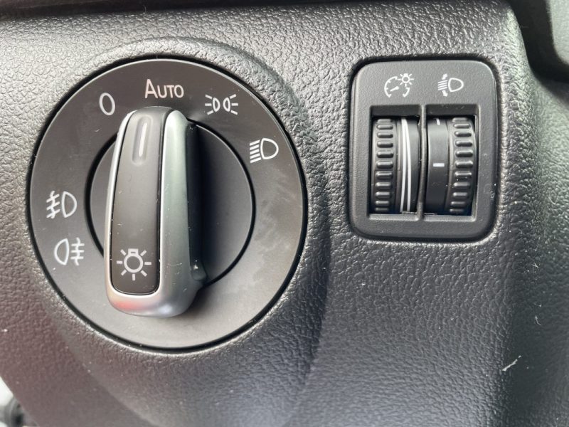 VOLKSWAGEN TIGUAN 2.0 TDI 110CH      GARANTIE 3/12 MOIS 2015