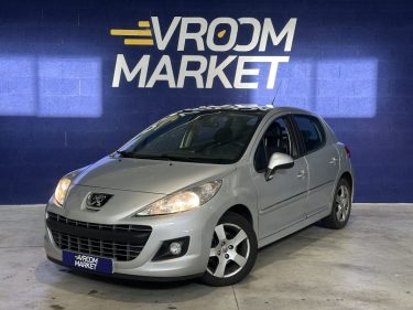 PEUGEOT  207 1.6 VTI 120 EXECUTIVE BVM / TOIT PANO / 2012