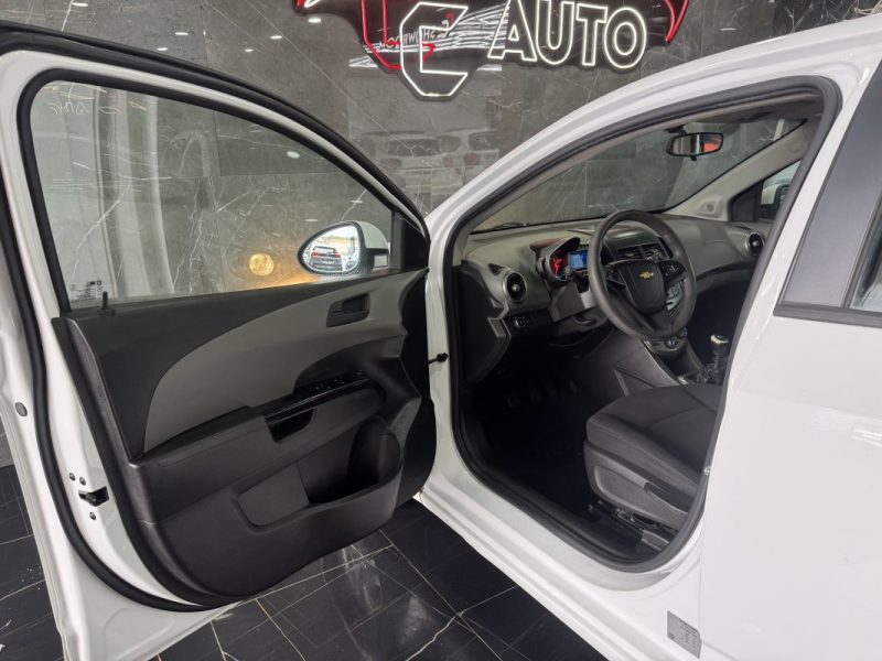 CHEVROLET AVEO 1.2 16V 86CH LT 5P 2013