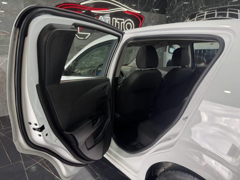 CHEVROLET AVEO 1.2 16V 86CH LT 5P 2013