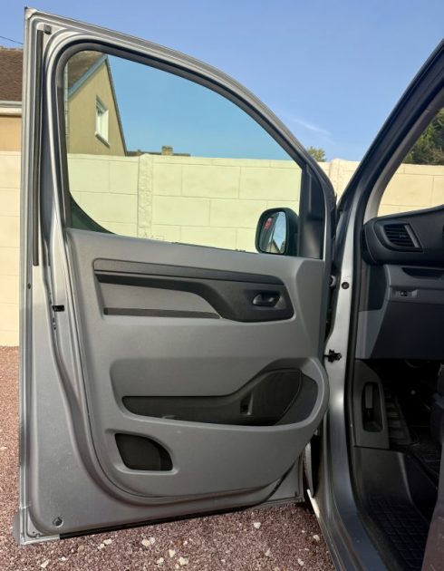 OPEL VIVARO 3M 2.0 BLUEHDI 180ch EAT 8 S&S PACK PREMIUM CONNECT / ATTELAGE / CAMÉRA DE RECUL