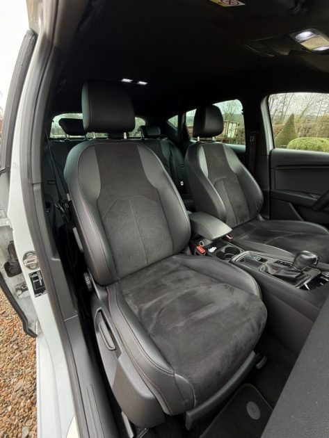 SEAT LEON FR 2.0 TDI 150ch DSG-7 / VIRTUAL COCKPIT / FULL LED / CAMÉRA DE RECUL 