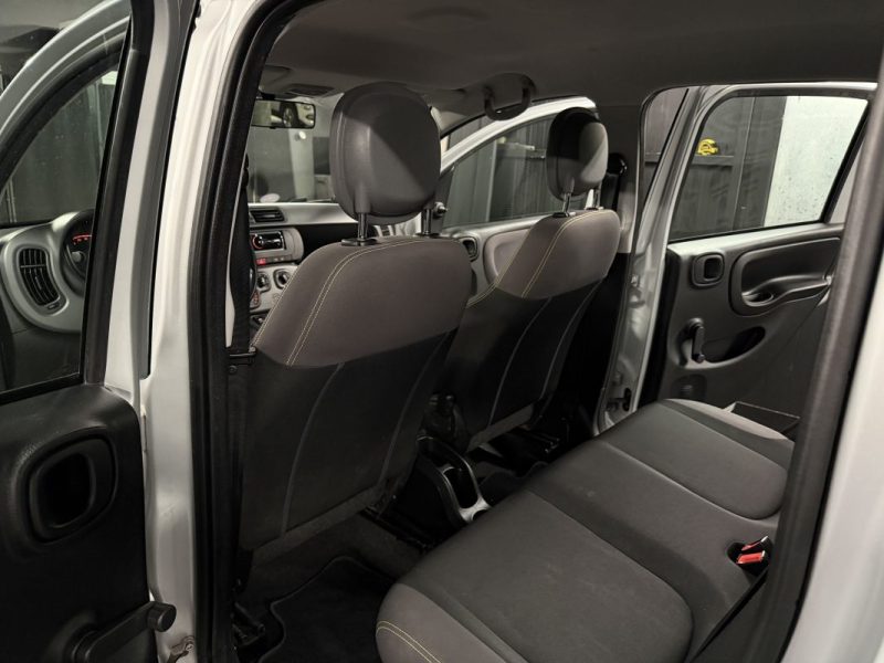FIAT PANDA 3 III YOUNG 1.2 69 Cv 5 PORTES CLIMATISATION CRIT AIR 1 - GARANTIE 1 AN