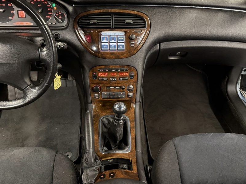 PEUGEOT 607 BERLINE 2.2 160 Cv - VENTE EN ETAT / FRAIS A PREVOIR LIRE L ANNONCE