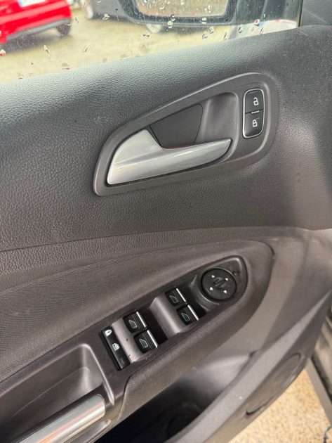Ford C-MAX 1.0 Ecoboost 125ch Trend - UNIQUEMENT POUR PROFESSIONEL OU A L'EXPORT