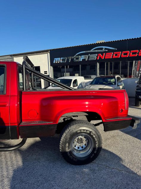 CHEVROLET SILVERADO 2500 V8 5.7 PEINTURE NEUVE