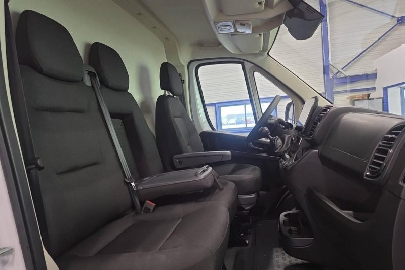 PEUGEOT BOXER FOURGON TOLE 3.3 T L2H2 140 S S BVM6 2025
