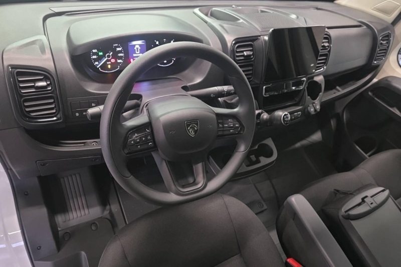 PEUGEOT BOXER FOURGON TOLE 3.3 T L2H2 140 S S BVM6 2025