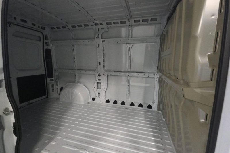 PEUGEOT BOXER FOURGON TOLE 3.3 T L2H2 140 S S BVM6 2025