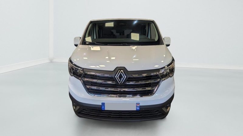 RENAULT TRAFIC BLUE DCI 150 9 PLACES GRAND TECHNO 2025