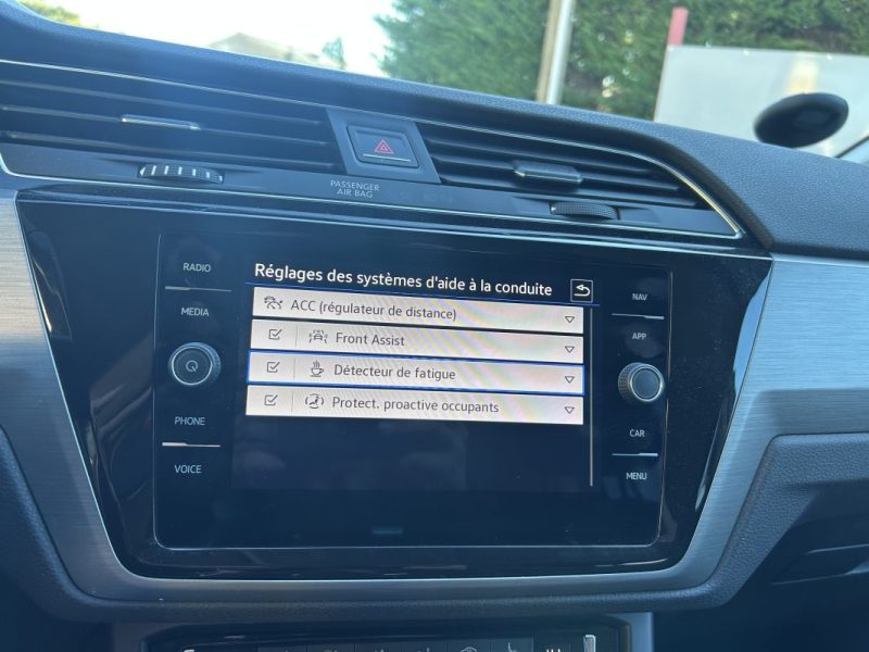 VOLKSWAGEN TOURAN 2.0 150Ch Confortline 7 Places / Garantie 12 mois