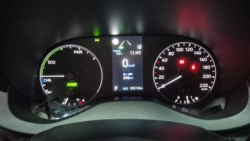 TOYOTA YARIS 4 HYBRIDE 116cv DYNAMIC BUSINESS/1 ERE MAIN/TVA RECUPERABLE