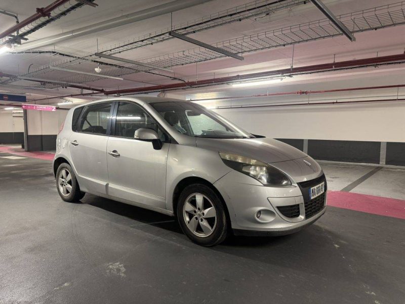 RENAULT SCENICIII  2010 1.5 dci 105 cv 