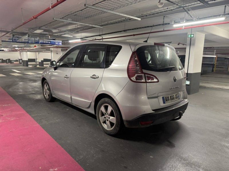 RENAULT SCENICIII  2010 1.5 dci 105 cv 