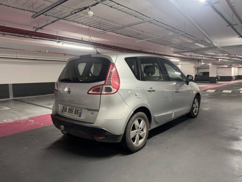 RENAULT SCENICIII  2010 1.5 dci 105 cv 